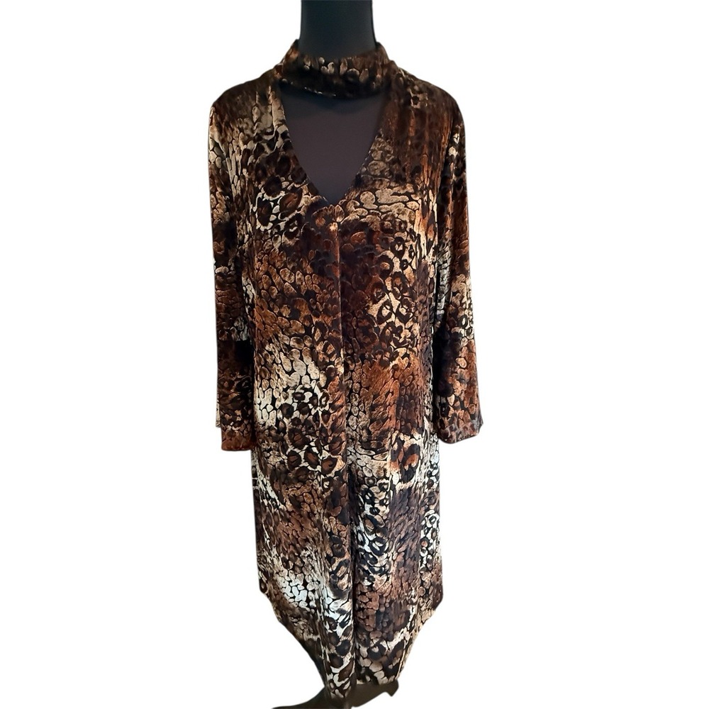 Jessica Howard Women's Animal-Print Velvet Choker Shift Dress Cutout Party Y2K